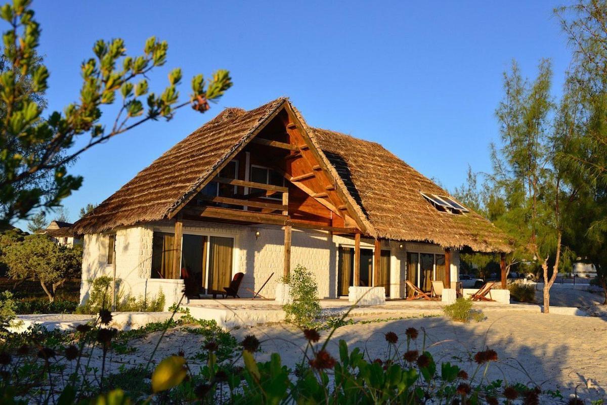 Salary Bay Ξενοδοχείο Tsifota Εξωτερικό φωτογραφία